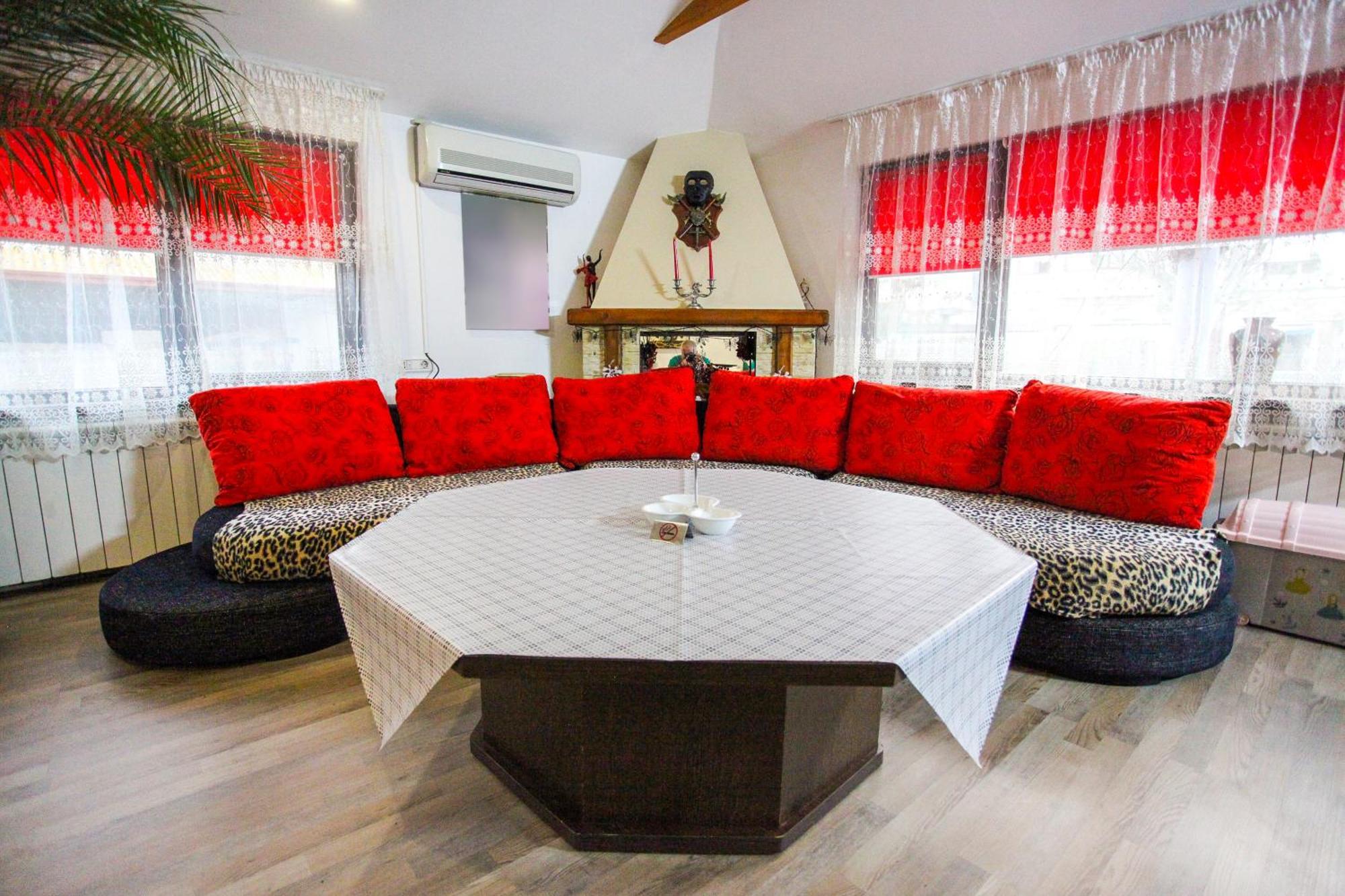 Studio Madi - Close To Beach Constanta Exterior photo